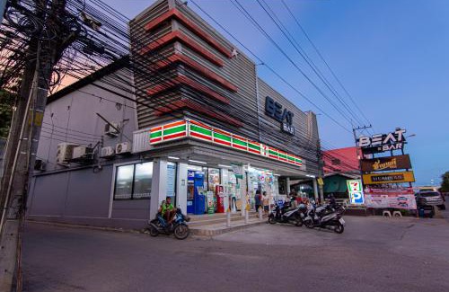 Sattahip Hotel | Brown Home Sattahip @ 19