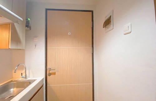 Jatingaleh Apartamento | Brown Toned 1Br Without Living Room Apartment At The Alton