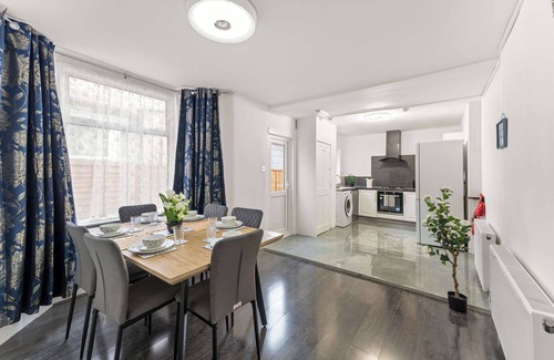 East Ham North Casa | Browning House, East Ham