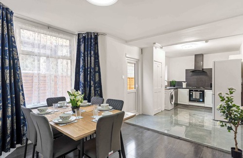 East Ham North Casa | Browning House, East Ham