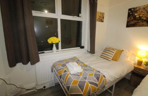 Welford Casa | Browning House Leicester by Smart Corporate Stays