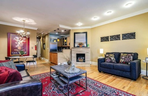 Gold Coast Apartamento | Brownstone in Gold Coast - Downtown