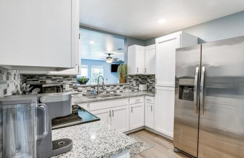 Lake Brownwood Casa | Brownwood Family Home - 2 Mi to Public Marina!