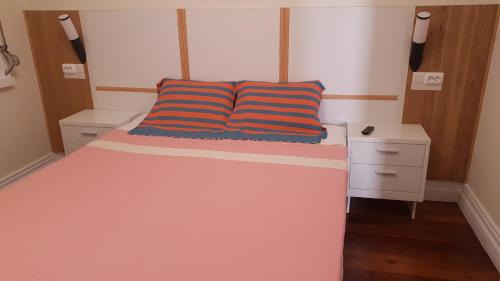 Ponta Delgada Hostal | BRUMA HOSTEL