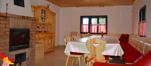Komarna Vas Chalet De Esquí | Brunarica Petric - Bela krajina - Komarna vas - Smučišče Gače - Semič