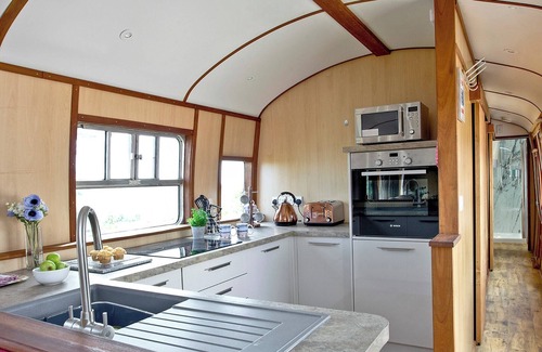 Dawlish Warren Chalet De Esquí | Brunel Boutique Railway Carriage 3