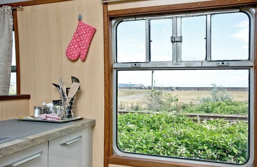 Dawlish Warren Chalet De Esquí | Brunel Boutique Railway Carriage 5