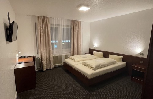 Ruettenscheid Hotel | Brunnen Hotel
