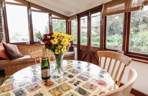 Hayle Casa | Brunnion House