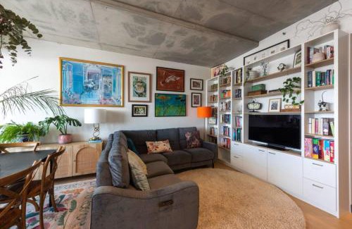 Brunswick Apartamento | Brunswick Retreat! 5th floor 1-bed Unit w Parking