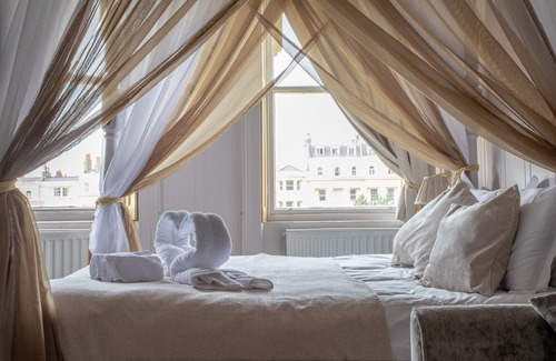 Hove Hotel | Brunswick Square Hotel