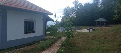 Gornji Milanovac Apartamento | Brusnica konaci