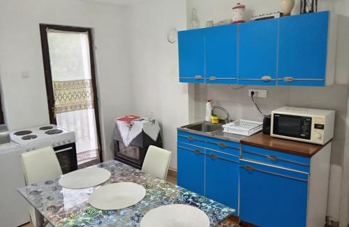 Gornji Milanovac Casa | Brusnica Konaci