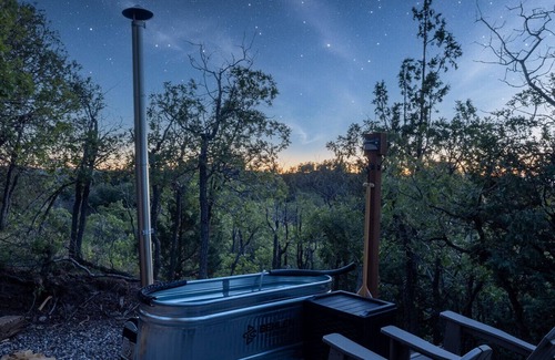 Alton Cabina | Bryce and Zion- Cowboy Hot Tub and Alien Sightings