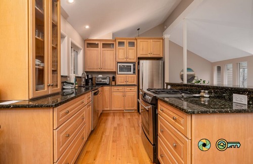 Basye Casa | Bryce Ascent - ski slope & golf course mtn views!