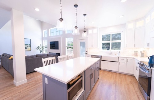 Tropic Casa | Bryce Canyon Homestead - No Cleaning Fee!
