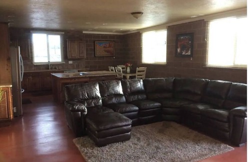 Panguitch Casa | Bryce Canyon, Zion National Park A Six K