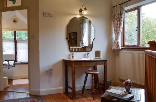 Mold Casa | Bryn Dedwydd Cottage