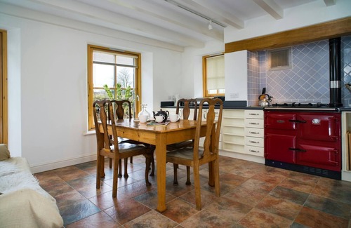 Tregaron Cabaña | Bryn Isaf, Tregaron - Dos Habitaciones Casa Rural, Capacidad 5