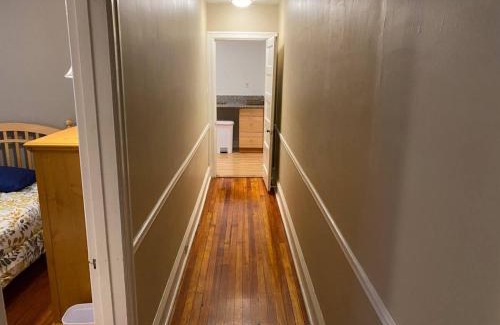 Bryn Mawr Apartamento | Bryn Mawr Spacious Grnd Floor Apt Free Parking
