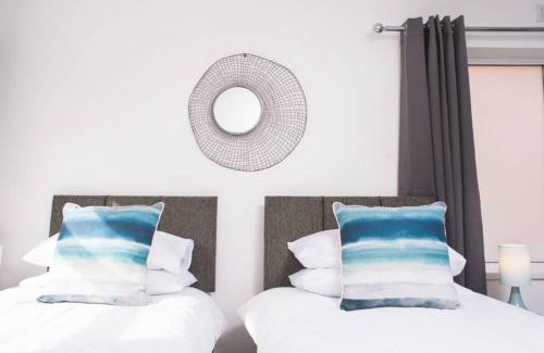 Newport Apartamento | Brynglas Newport flat sleeps 8 - Mycityhaven