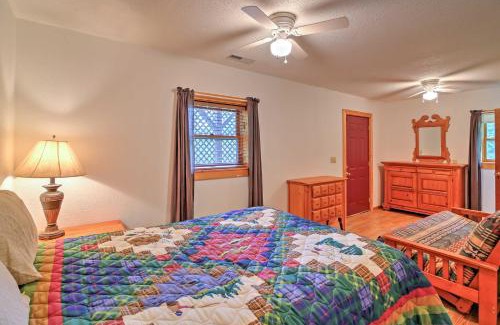Bryson City Casa | Bryson City Cabin with Hot Tub, Views and Pool Table!