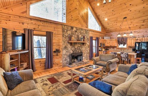 Bryson City Casa | Bryson City Cabin with Private Hot Tub and Game Room