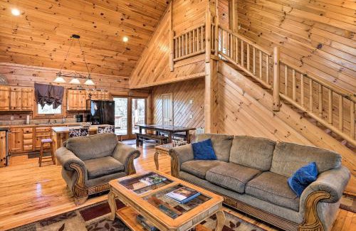 Bryson City Casa | Bryson City Cabin with Private Hot Tub and Game Room