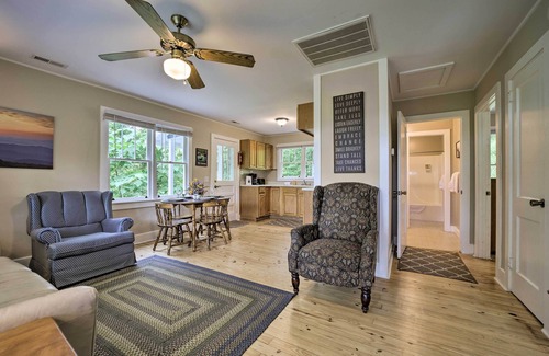 Bryson City Cabaña | Bryson City Retreat: Fire Pit + Mountain Views!