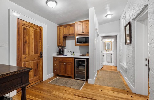 Fredericksburg Apartamento | BSQ Compound