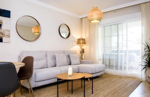 San Luis de Sabinillas Apartamento | BT Balzekas tennis Residencial Duquesa holiday vibes