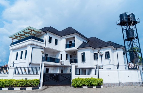 Owerri Apartamento | BT Luxury Apartments