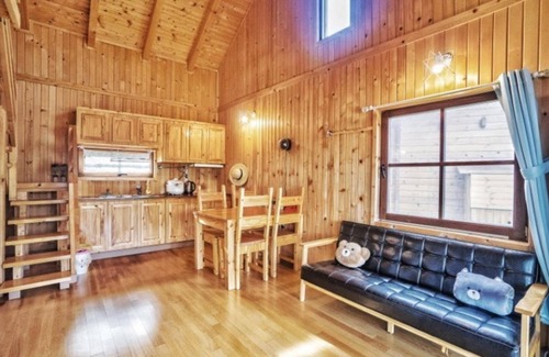 Buan-gun Casa | Buan Hosugatongnamu Pension