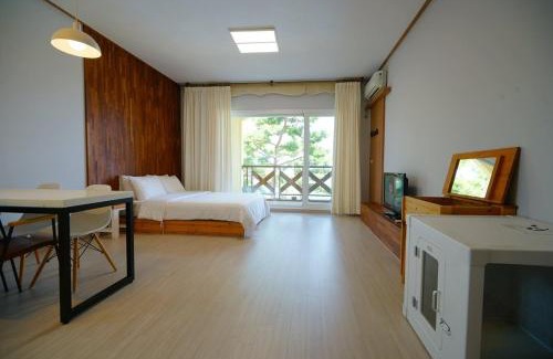 Byeonsan Casa | Buan Ravich pet Friendly Pension