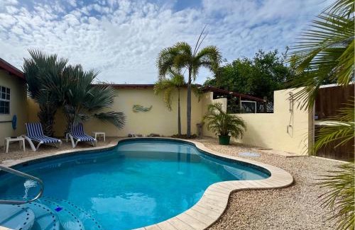 Oranjestad Casa | Bubali Gardens - Eagle Beach's Oasis