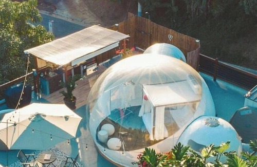 Guadiana Alquiler De RV | Bubble room with a view, Jacuzzi spa, kitchen.