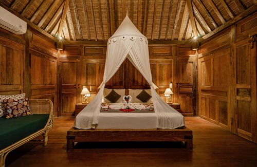 Petulu Cama Y Desayuno | Bubu Mesari Ubud Villa