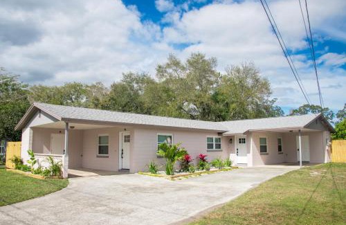 Pine Castle Casa | Buchanon Bungalows