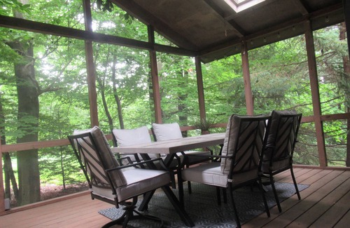 Buck Hill Falls Villa | Golf todos los días 27 hoyos - el alquiler incluye para 2 adultos, incluidas otras comodidades