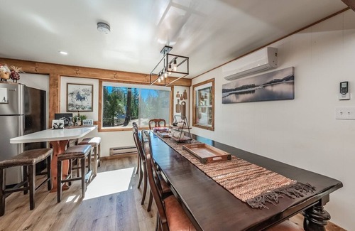 West Village Cabina | Buckeye Bear's Den-AC*-Walking Distance to town