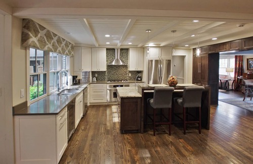 North Buckhead Casa | Ejecutivo Buckhead / piscina de borde infinito / bajas tasas de agosto a mitad de semana