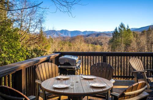 Gatlinburg - Pigeon Forge Casa | Buckhorn Hideaway By Stony Brook Cabins