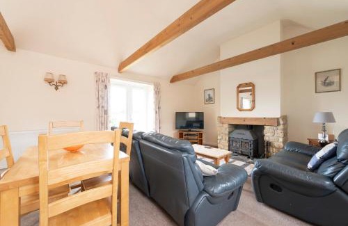 West Milton Casa | Buckingham Cottage - Lancombes House