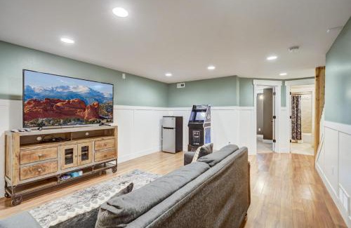 Monument Casa | Buckskin Hideaway Hiking & Biking Trails BBQ
