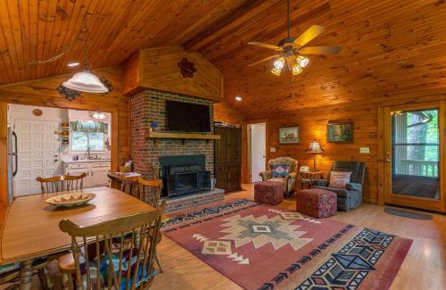 Todd Casa | Bucky's Hideaway