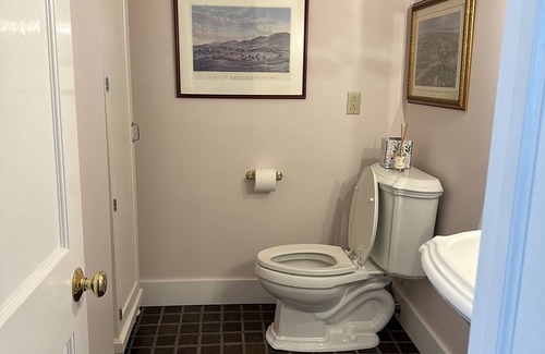 Dorset Otro | Bucolic Manchester/Dorset, VT retreat. Pet-friendly w/ Gameroom & Brook
