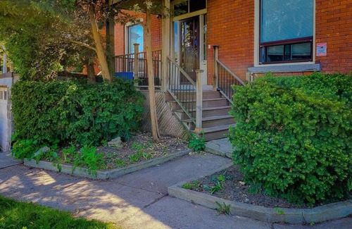 Hamilton Apartamento | BUDA APT: Lovely 1 Bedroom Apt in a home.