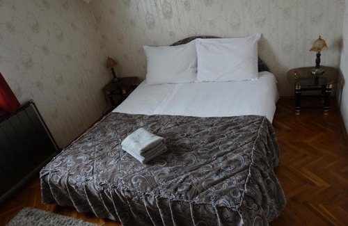 Szekesfehervar Cama Y Desayuno | Budai Panzió