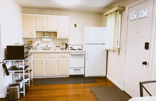 Scotch Plains Casa | Buddha’s Home Stay -A Tranquil Oasis Awaits!