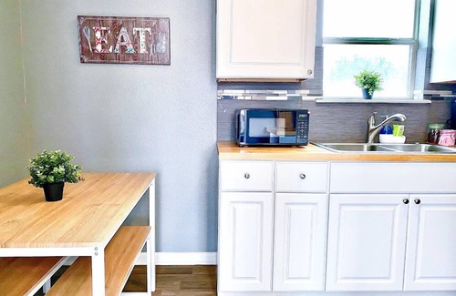 Del Mar Apartamento | Budget-Extd Stay Discounts-1BDR-Min to Refineries